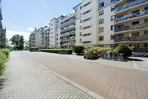 Wrocław Krzyki Apartment by Renters