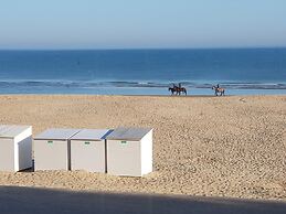 La digue 102 - zeedijk Koksijde-bad