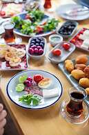 Izgen Bungalows Çıralı