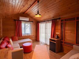 Izgen Bungalows Çıralı