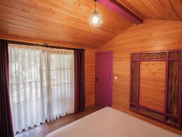 Izgen Bungalows Çıralı