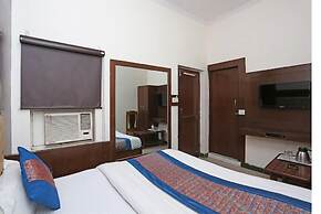 Vishal Hotel By Comfort Rooms