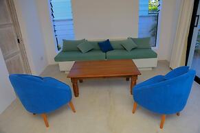 Ahadi Beachfront 2 Bedroom by YourHost