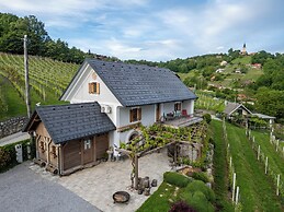 Vineyard cottage Kump