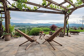 Vineyard cottage Kump