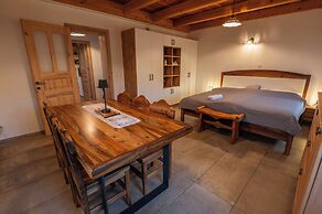 Vineyard cottage Kump