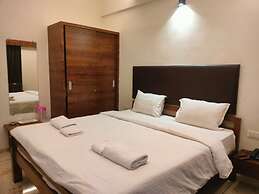 Hotel Arihant Plaza