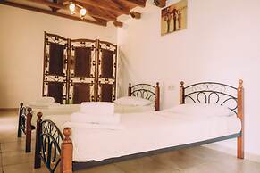 Trikalioti's Lush Estate Apt Afrodity