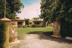Trikalioti's Lush Estate Apt Arethousa