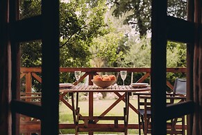 Trikalioti's Lush Estate Apt Arethousa