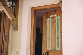 Trikalioti's Lush Estate Apt Arethousa