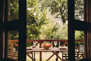 Trikalioti's Lush Estate Apt Eleonora