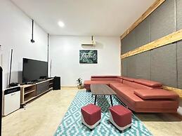 Penguin Villa Resort & Bistro