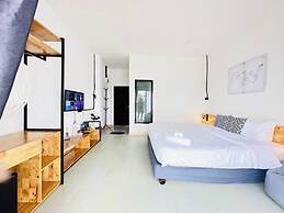 Penguin Villa Resort & Bistro