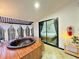 Penguin Villa Resort & Bistro