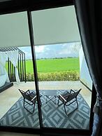 Penguin Villa Resort & Bistro