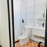 Penguin Villa Resort & Bistro