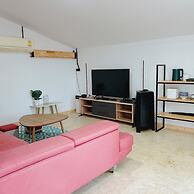 Penguin Villa Resort & Bistro