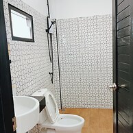 Penguin Villa Resort & Bistro