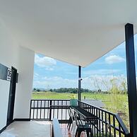 Penguin Villa Resort & Bistro