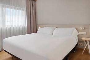 B&B HOTEL Logroño Las Cañas