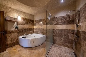 Majestic Cave House