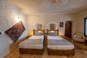 Majestic Cave House