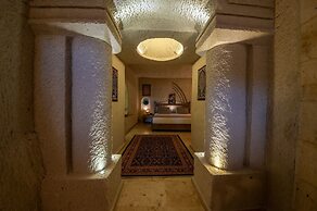 Majestic Cave House