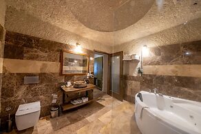 Majestic Cave House