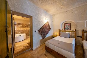 Majestic Cave House