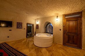Majestic Cave House