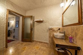Majestic Cave House
