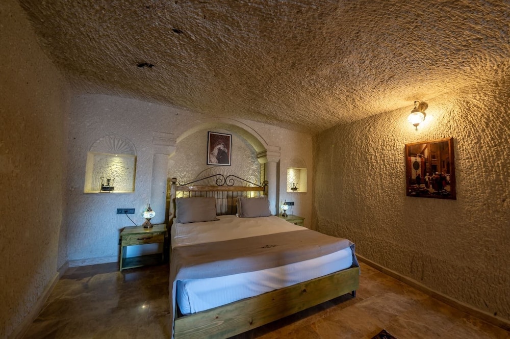 Majestic Cave House