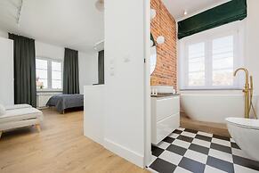 Studio in the Old City by Renters