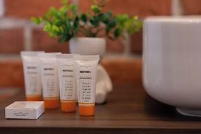 Studio in the Old City by Renters