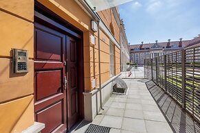 Studio in the Old City by Renters