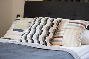 Studio in the Old City by Renters