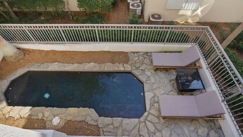 4BR Home, Private Pool, Steps From Beach, Minutes to Top Attractions