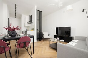 Apartment in the Old City by Renters
