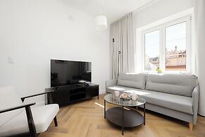 Apartment in the Old City by Renters