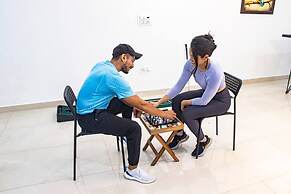 Modern Cyber Retreat With Gym