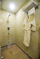 Modern Cyber Retreat With Gym