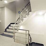 Modern Cyber Retreat With Gym