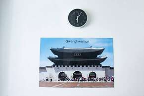 Modern Cyber Retreat With Gym