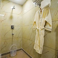 Modern Cyber Retreat With Gym