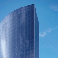 Tranquil 2BR Oasis With Balcony Bathtub