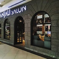 Tranquil 2BR Oasis With Balcony Bathtub