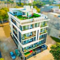 Penthouse W Jacuzzi Garden Extra Room Pets OK