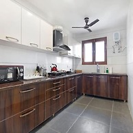 Penthouse W Jacuzzi Garden Extra Room Pets OK