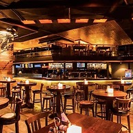 Penthouse W Jacuzzi Garden Extra Room Pets OK